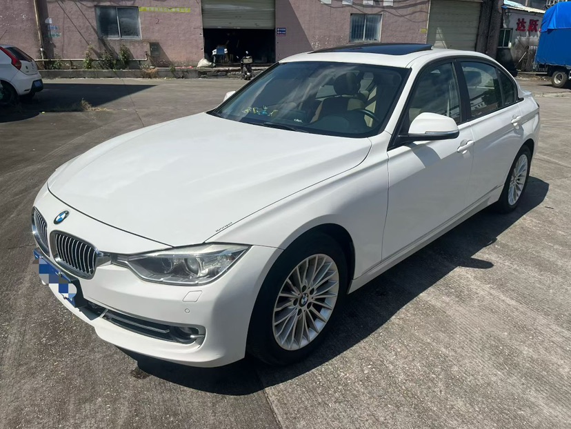 BMW 3 Series 2012 car image 