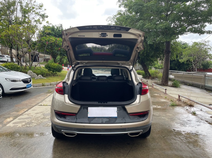 GEELY Emgrand GS 2018 #16 GEELY Emgrand GS 2018 car image #16