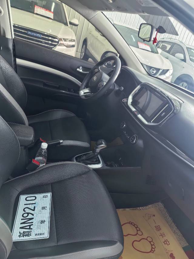 Kia KX1 2020 car image #8