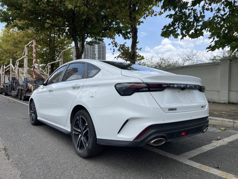 GEELY Binray 2026 car image #8