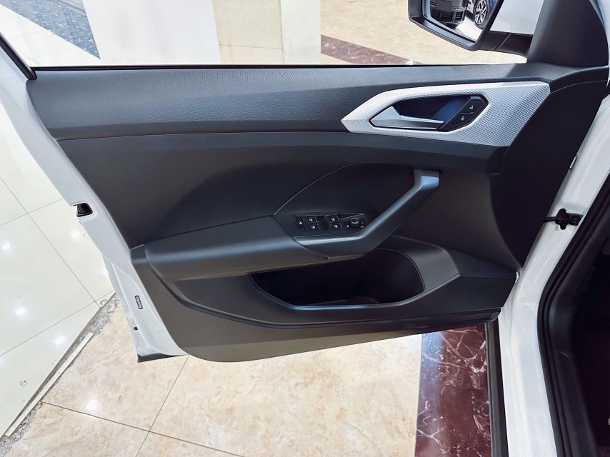 Volkswagen Tacqua 2022 car image #15