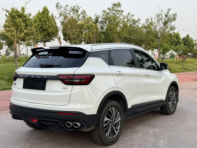 GEELY Coolray 2023 #4 GEELY Coolray 2023 car image #4
