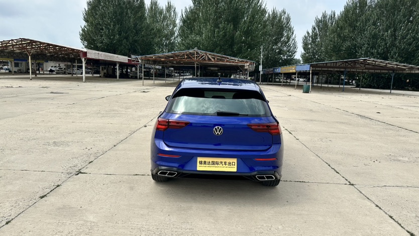 Volkswagen Golf 2022 car image #5