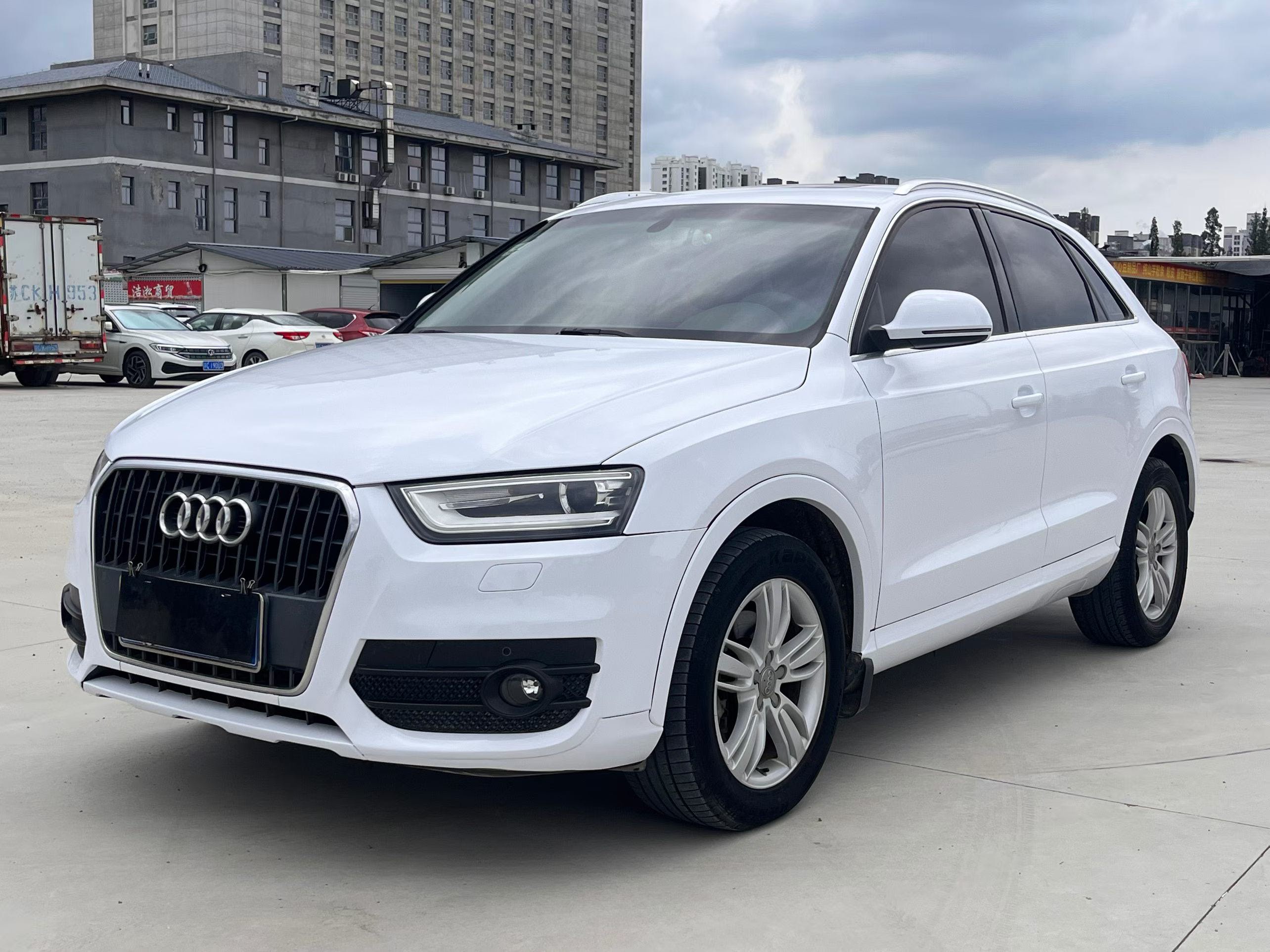 Audi Q3 2014 #3 Audi Q3 2014 car image #3