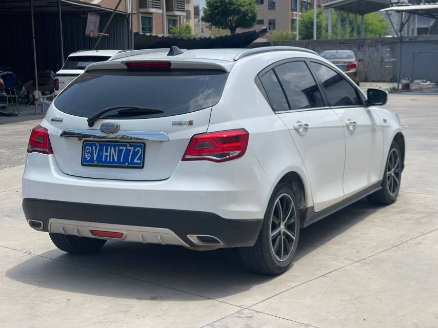 GEELY Emgrand 2016 car image #6