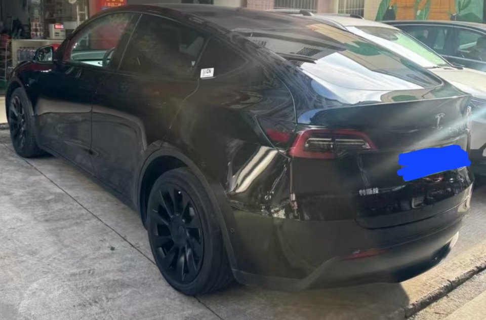 Tesla Model Y 2022 #2 Tesla Model Y 2022 car image #2