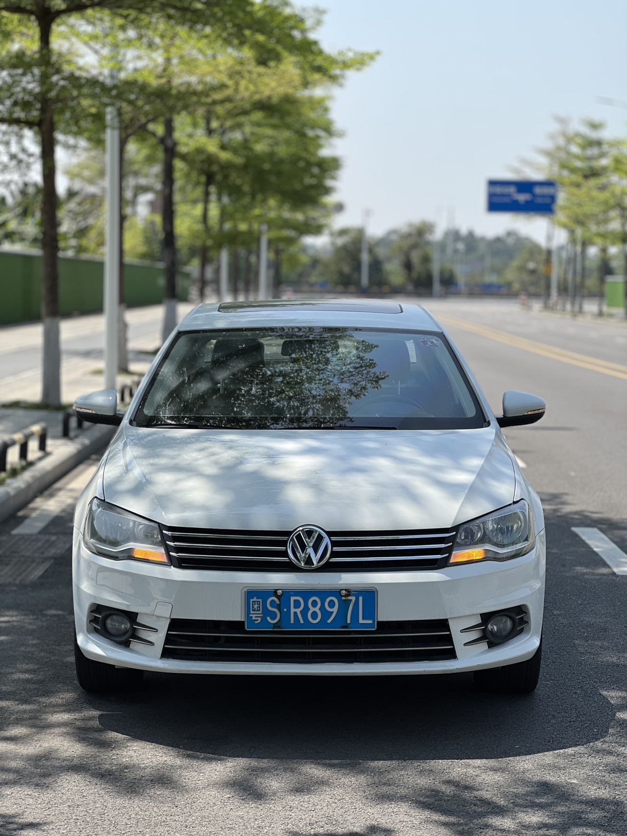 Volkswagen Bora 2014 car image #2