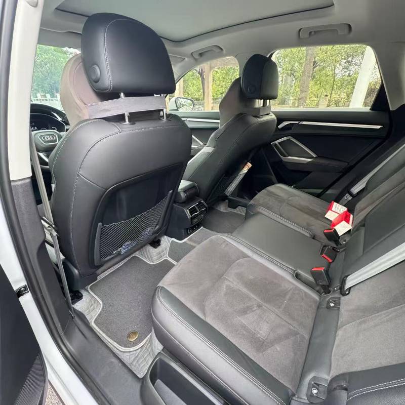 Audi Q3 2023 car image #4