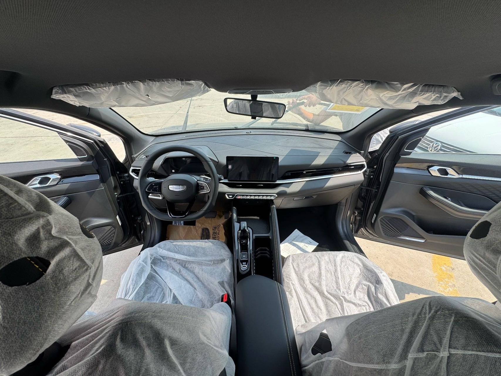 GEELY Coolray 2026 #7 GEELY Coolray 2026 car image #7