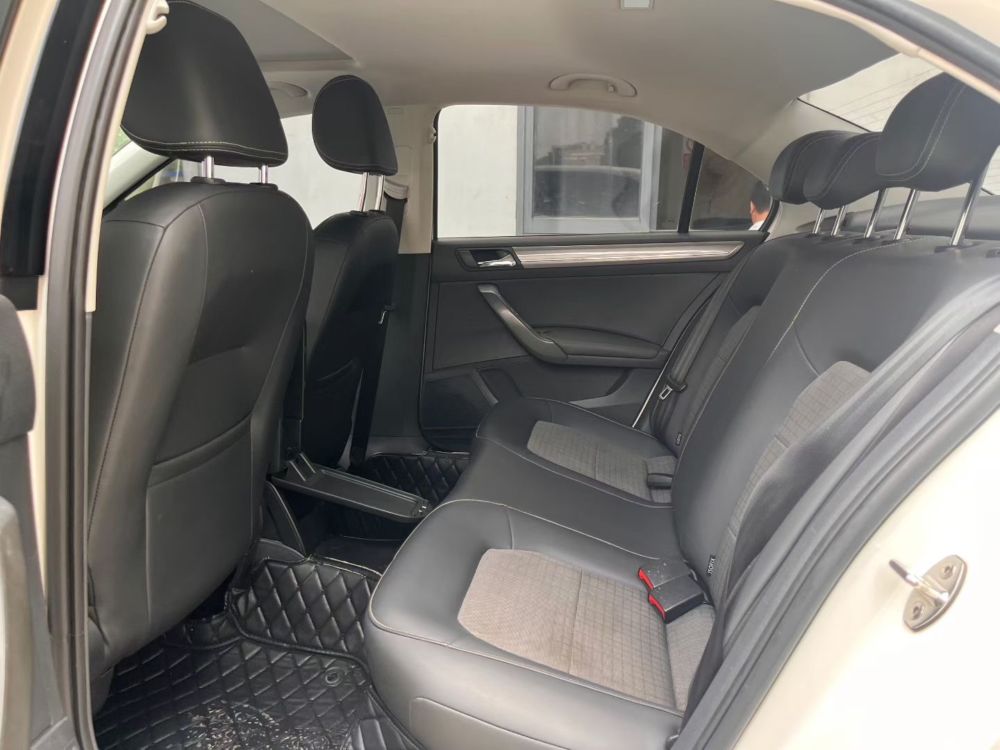 Volkswagen Santana 2017 #5 Volkswagen Santana 2017 car image #5