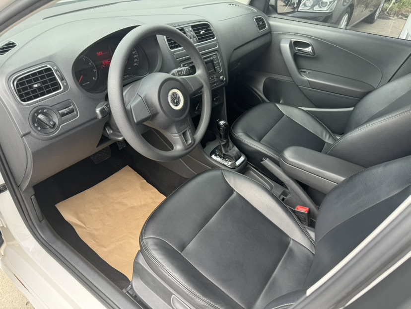 Volkswagen Polo 2013 #8 Volkswagen Polo 2013 car image #8