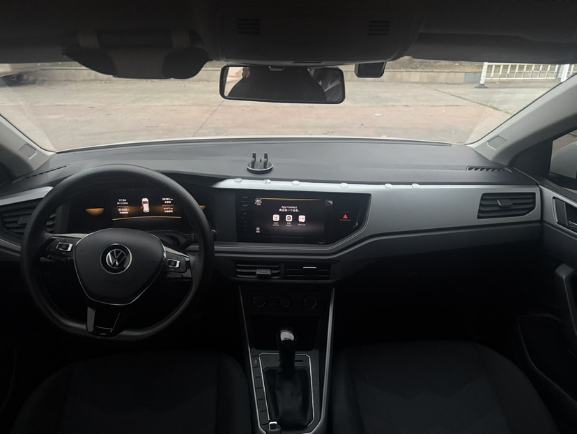 Volkswagen Polo 2024 car image #5