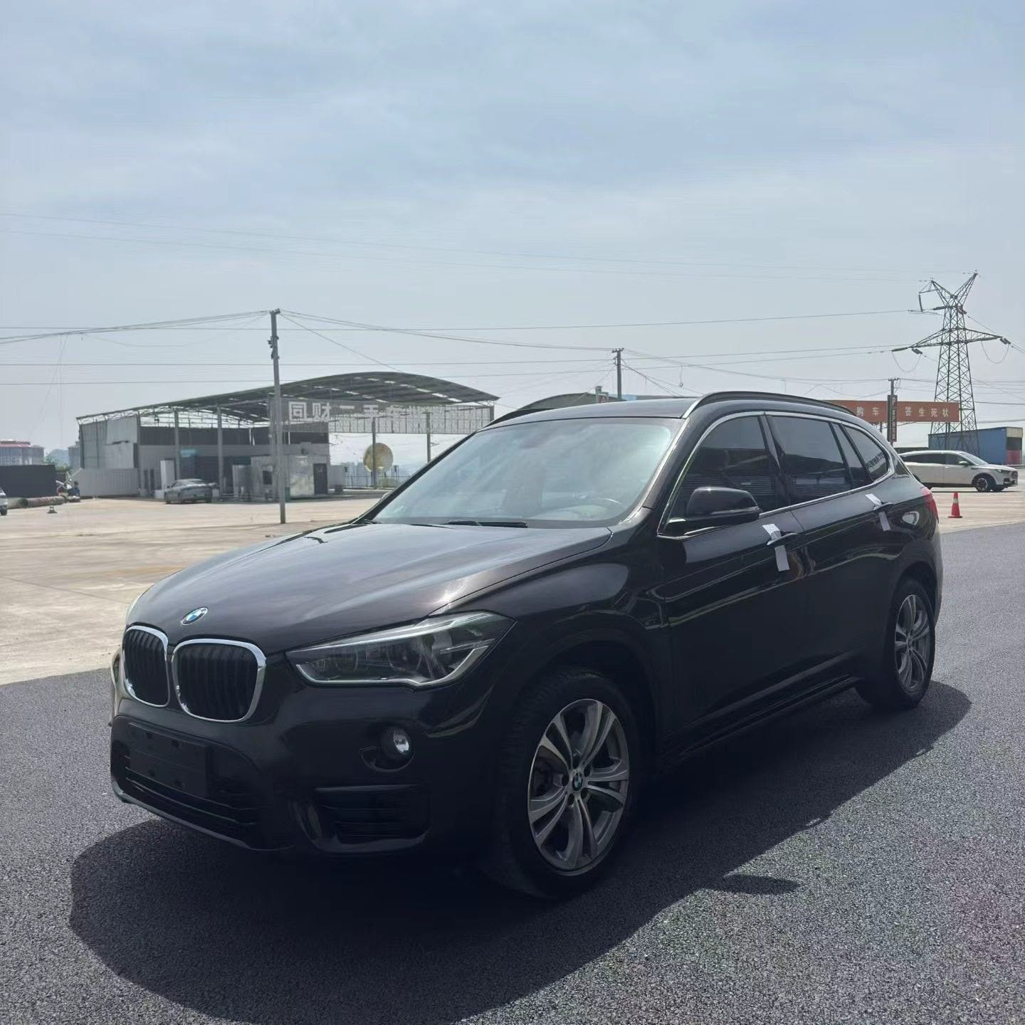 BMW X1 2019 BMW X1 2019 car image