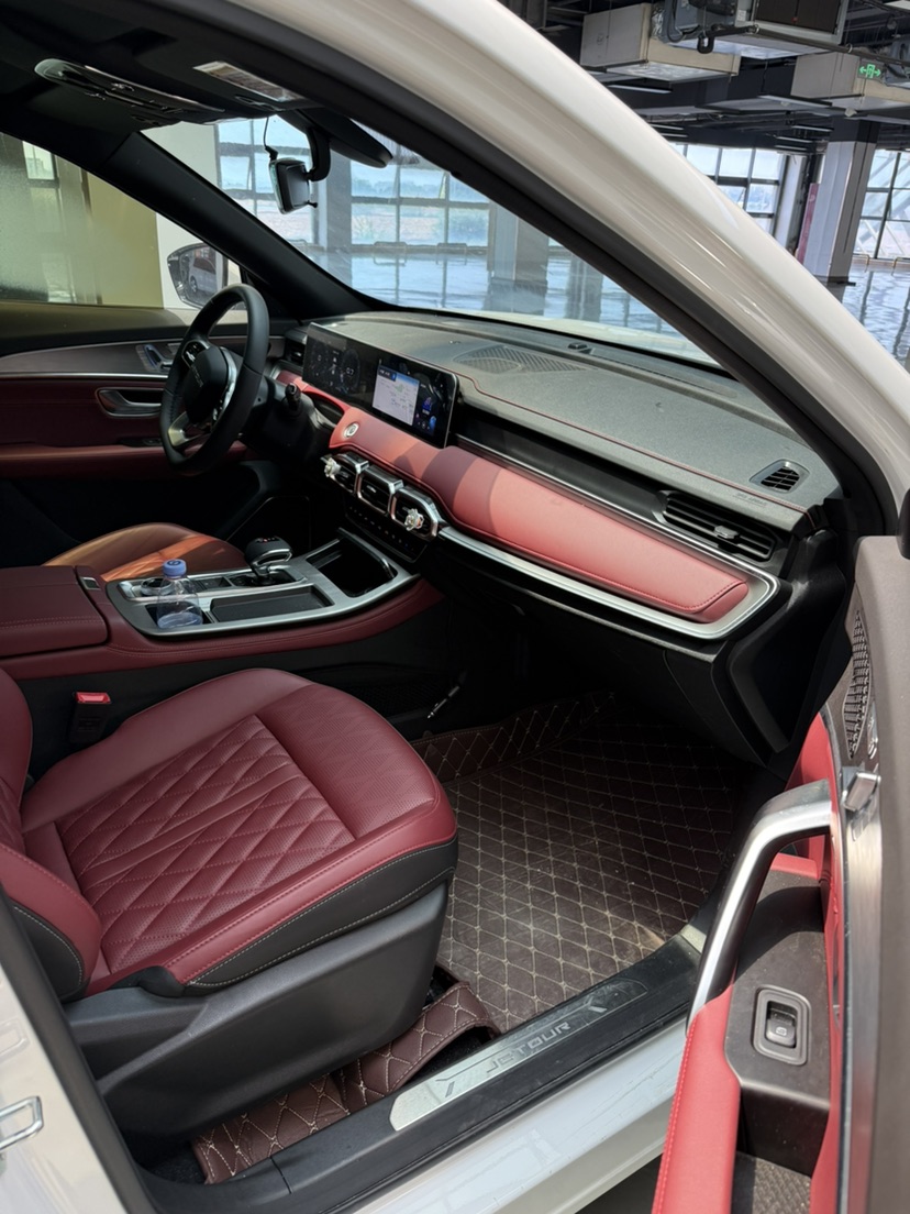 Jetour X70 PLUS 2025 #4 Jetour X70 PLUS 2025 изображение автомобиля #4