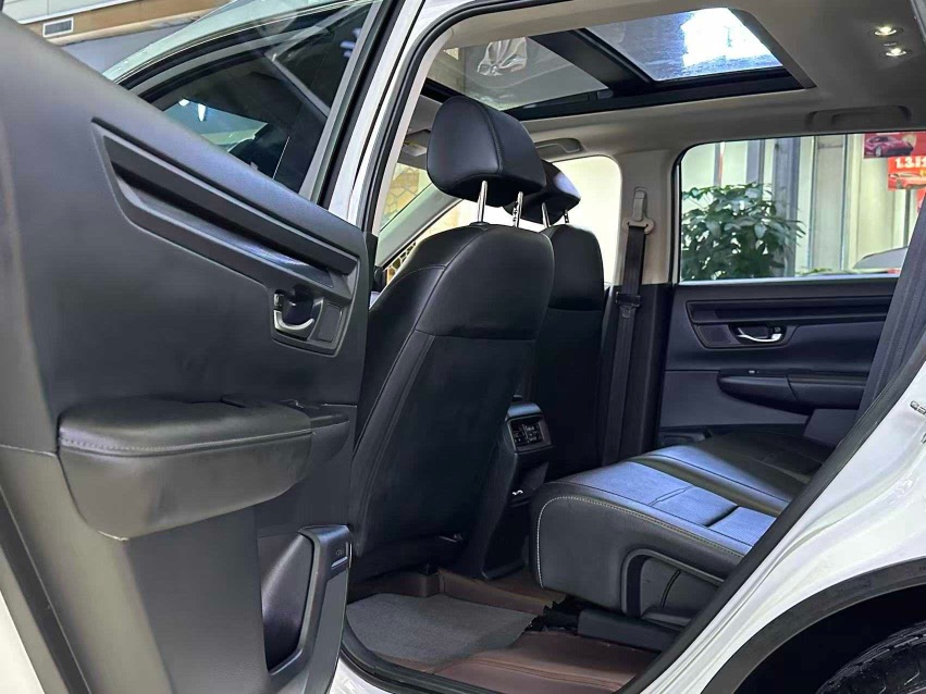 Honda CR-V 2023 car image #4
