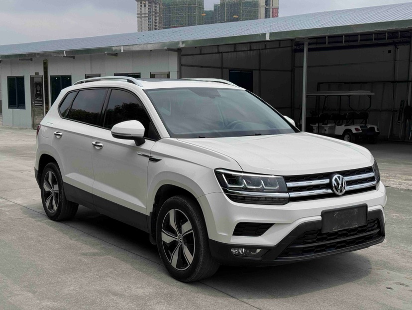 Volkswagen Tharu 2020 car image #3