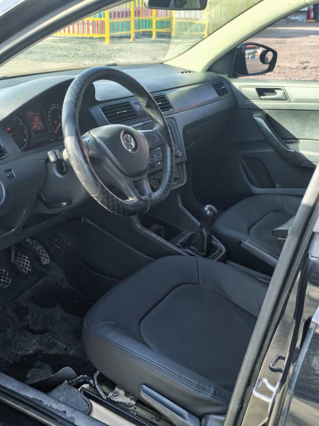 Volkswagen Santana 2017 car image #5