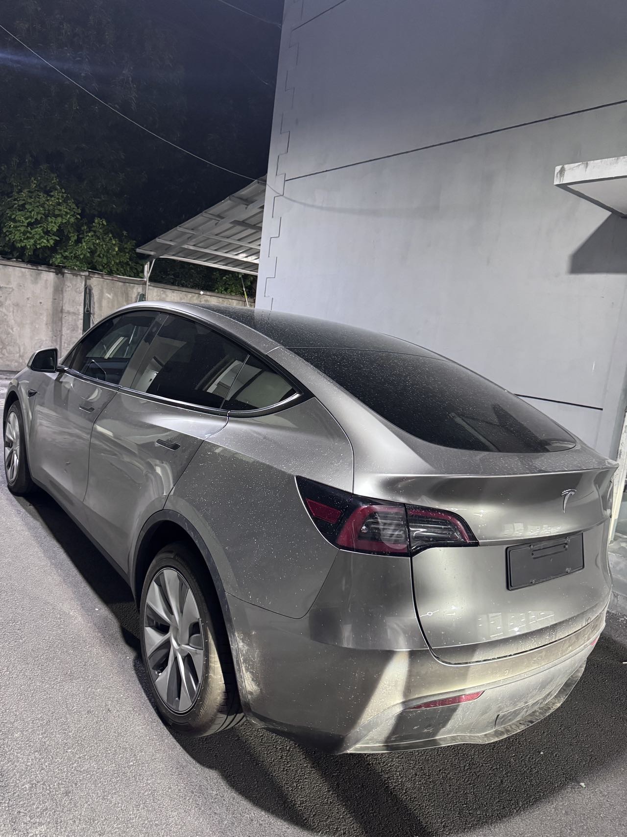Tesla Model Y 2022 #5 Tesla Model Y 2022 car image #5