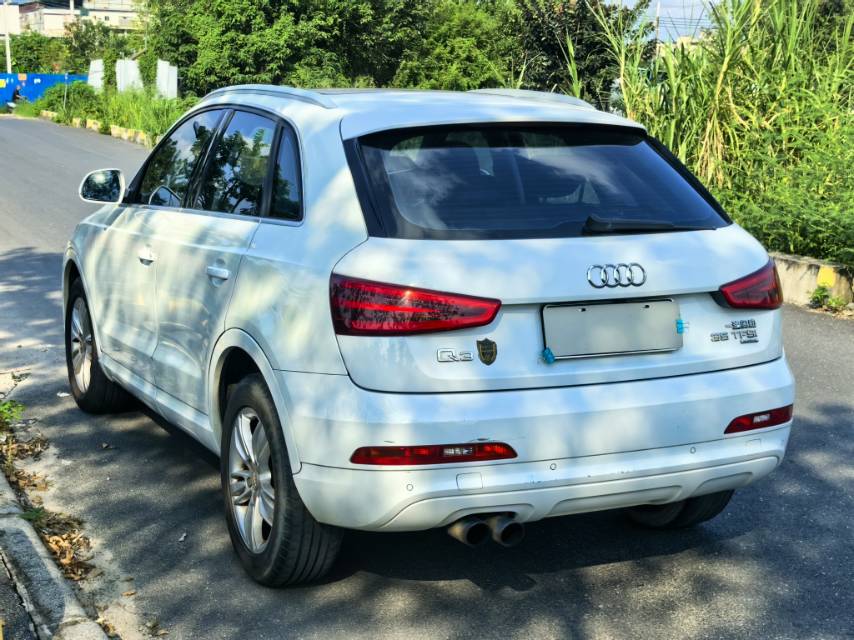 Audi Q3 2015 #4 Audi Q3 2015 car image #4