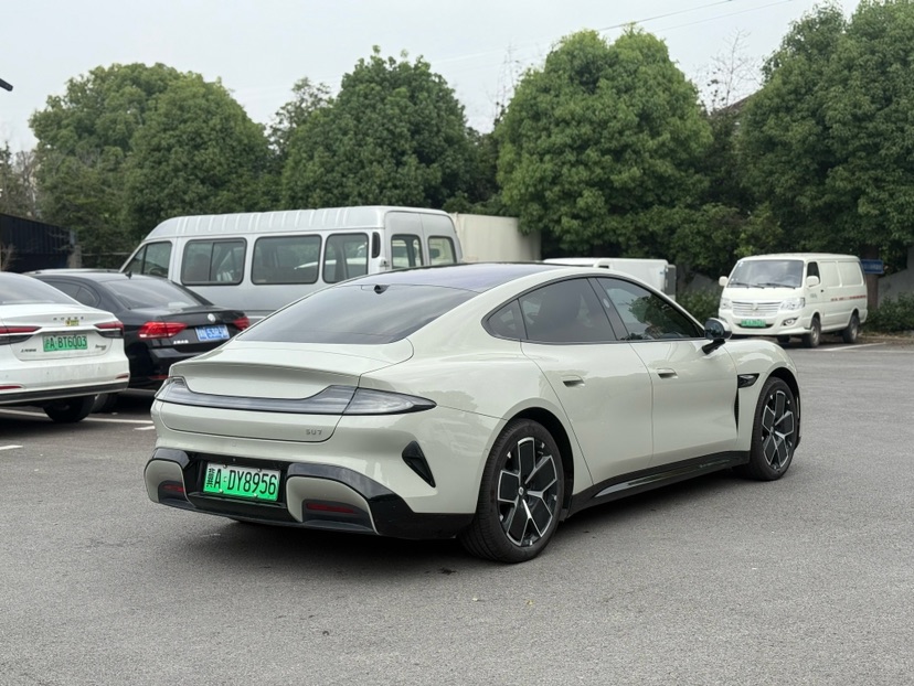 MI SU7 2024 car image #7