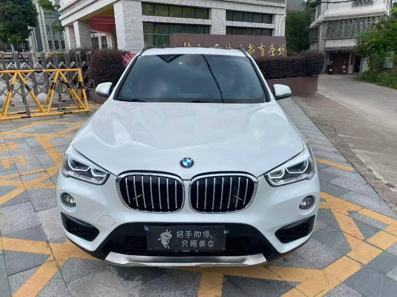 BMW X1 2018 car image #2