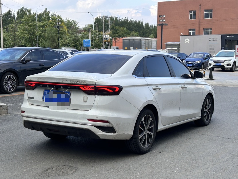 GEELY Emgrand 2022 car image #9