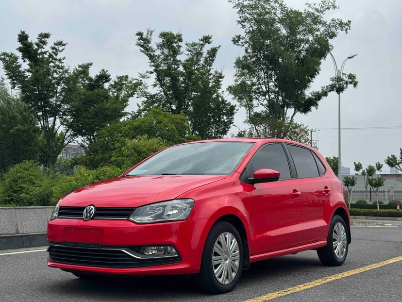 Volkswagen Polo 2017 car image 