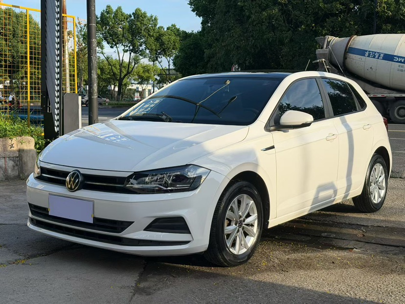 Volkswagen Polo 2022 car image 