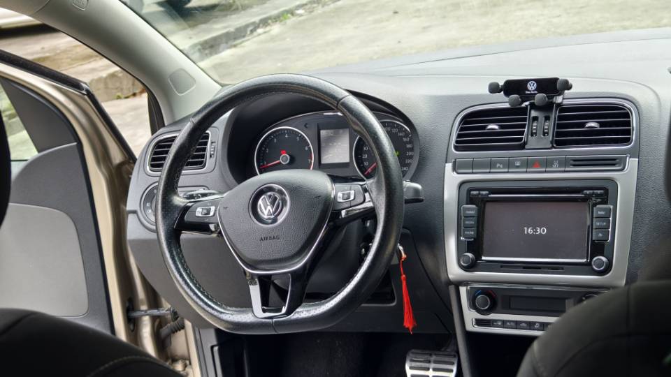 Volkswagen Polo 2015 #5 Volkswagen Polo 2015 car image #5