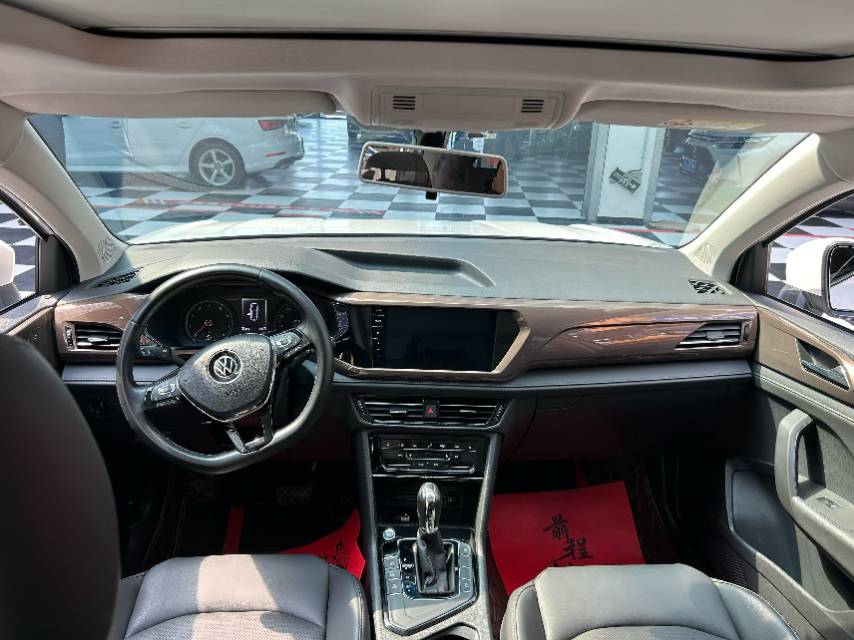 Volkswagen Tharu 2021 #5 Volkswagen Tharu 2021 car image #5