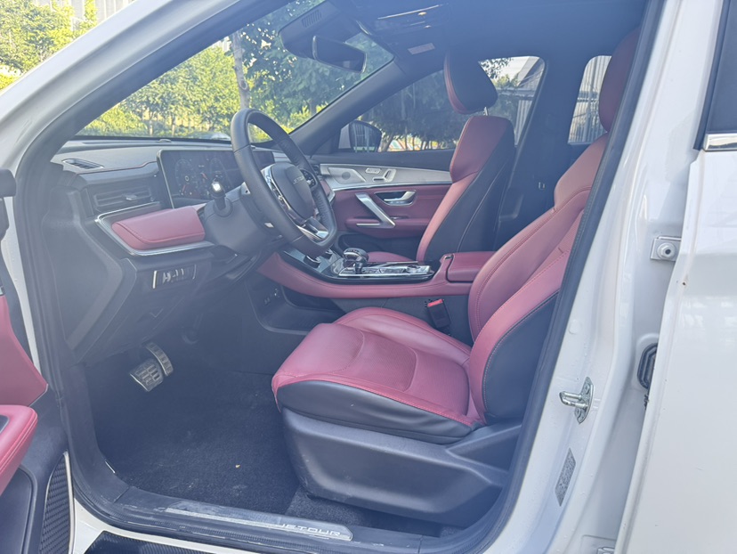 Jetour X70 PLUS 2022 #8 Jetour X70 PLUS 2022 car image #8