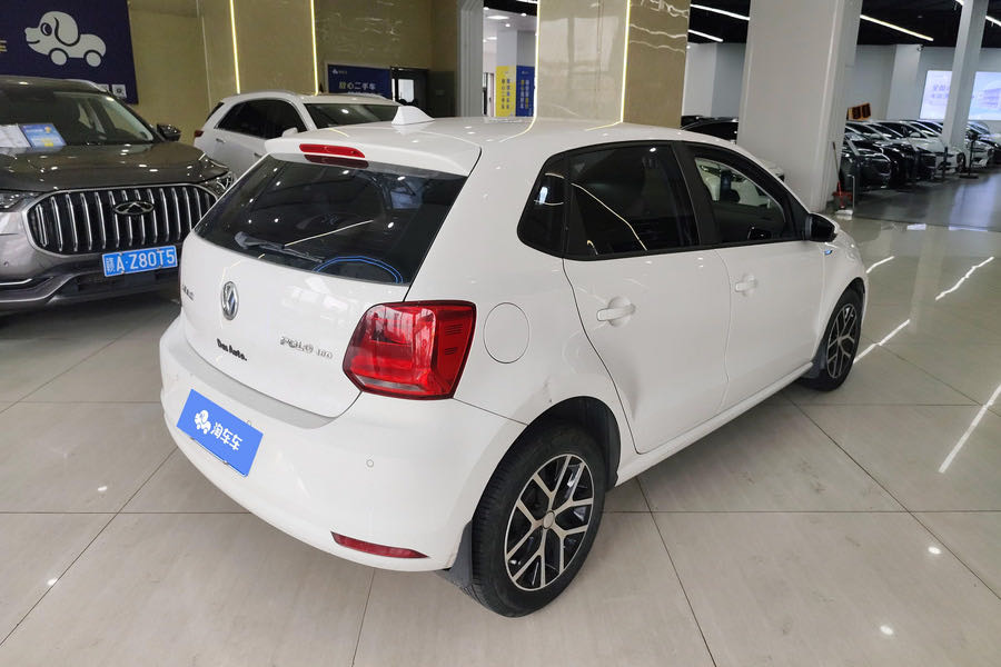 Volkswagen Polo 2017 car image #4