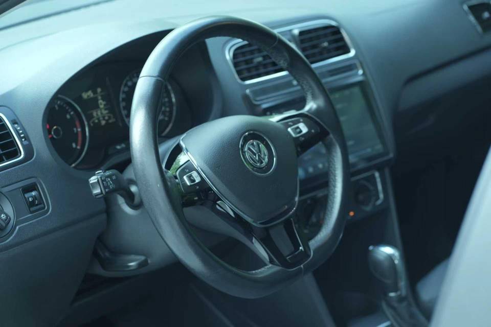 Volkswagen Polo 2017 #4 Volkswagen Polo 2017 car image #4
