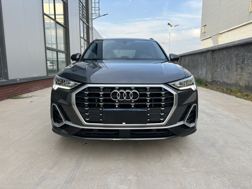 Audi Q3 2022 #2 Audi Q3 2022 car image #2