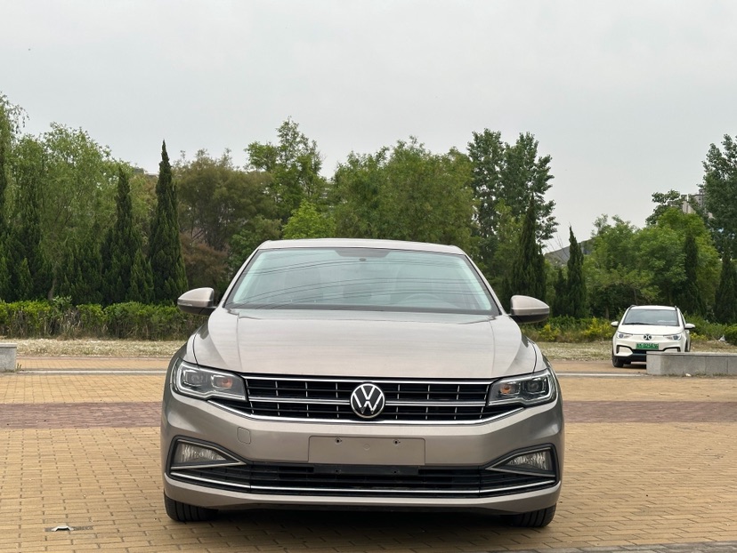 Volkswagen Bora 2021 car image #2