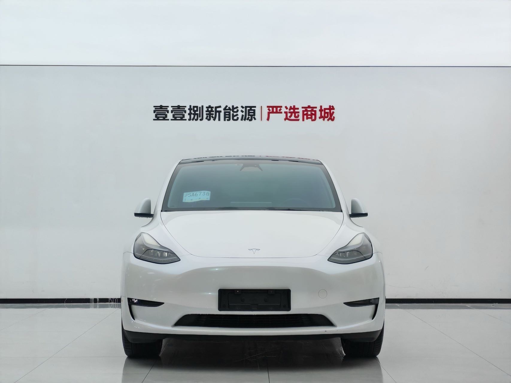 Tesla Model Y 2024 #2 Tesla Model Y 2024 car image #2