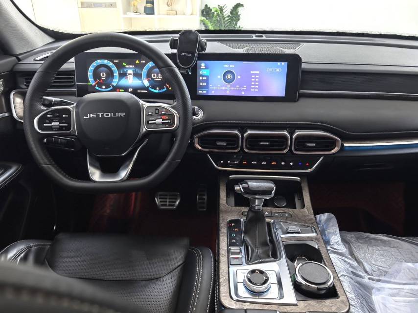 Jetour X70 PLUS 2020 #5 Jetour X70 PLUS 2020 car image #5