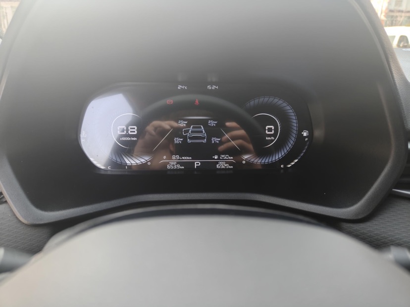 GEELY Emgrand 2024 car image #5