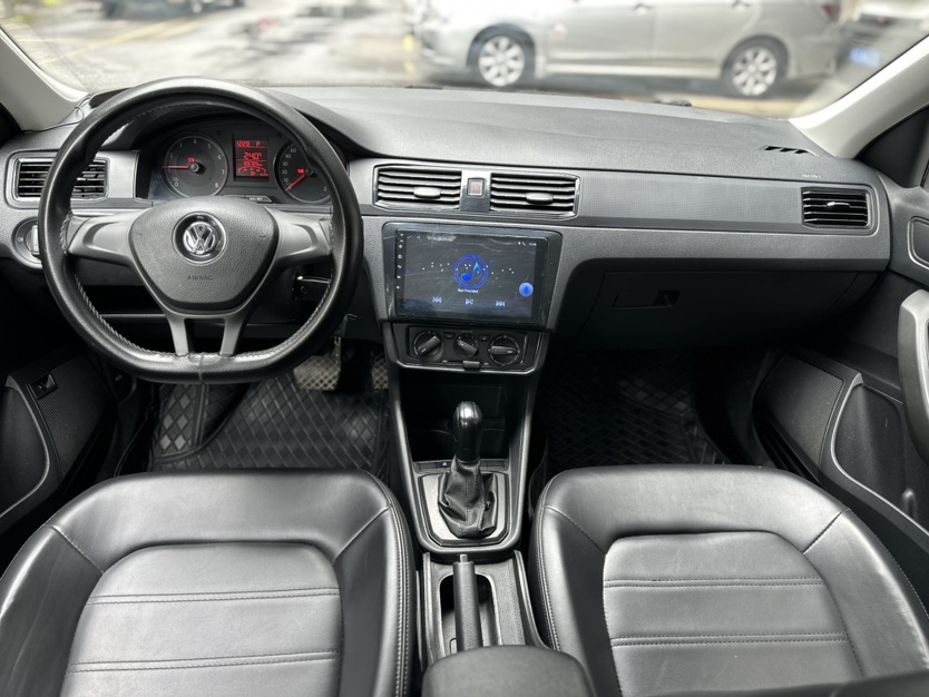 Volkswagen Santana 2019 car image #6