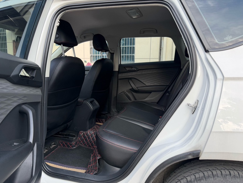 Volkswagen Tharu 2019 car image #5