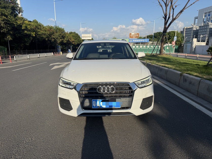 Audi Q3 2018 #2 Audi Q3 2018 car image #2