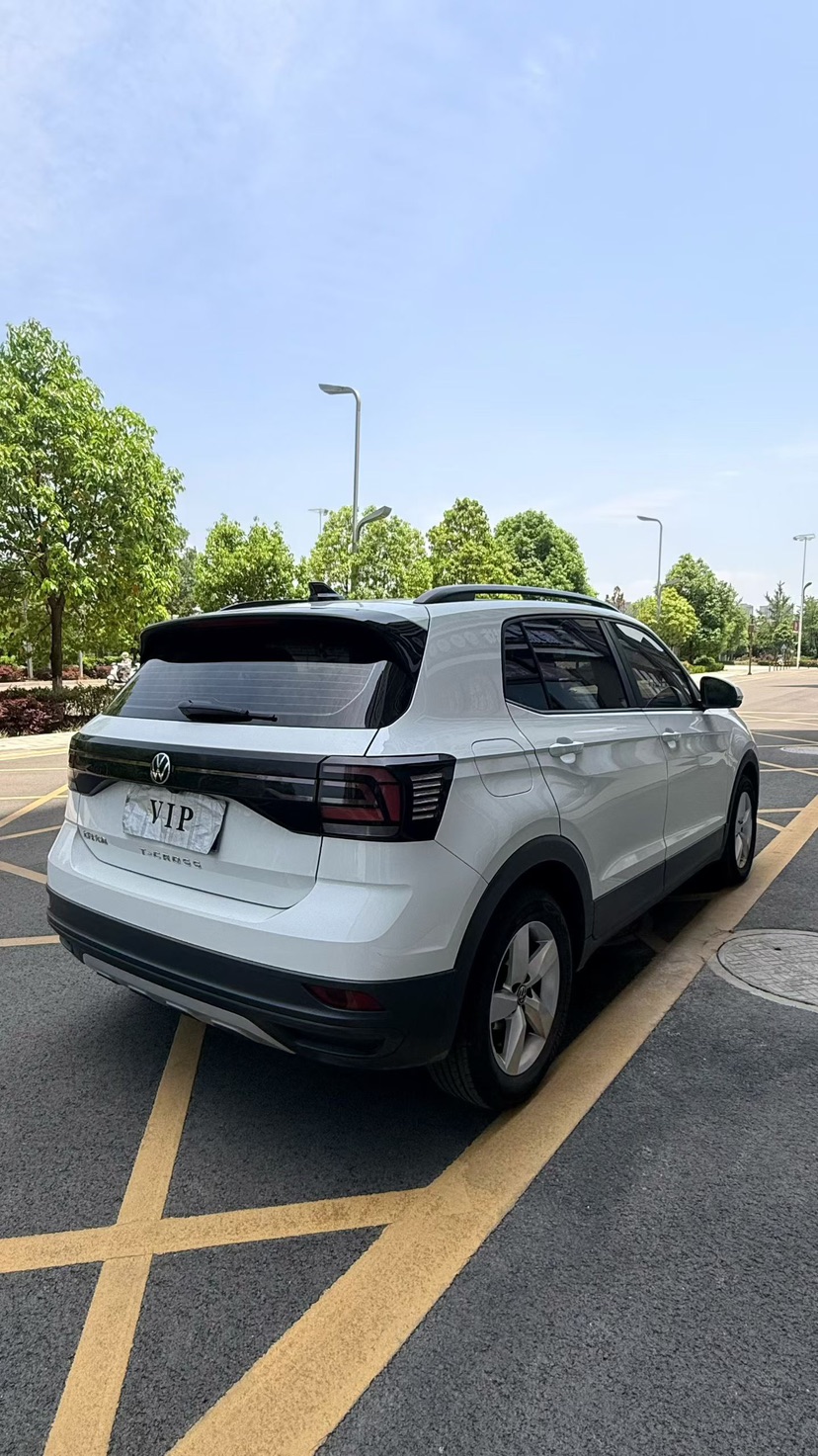 Volkswagen T-Cross 2023 #9 Volkswagen T-Cross 2023 car image #9
