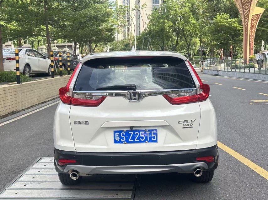 Honda CR-V 2018 car image #4