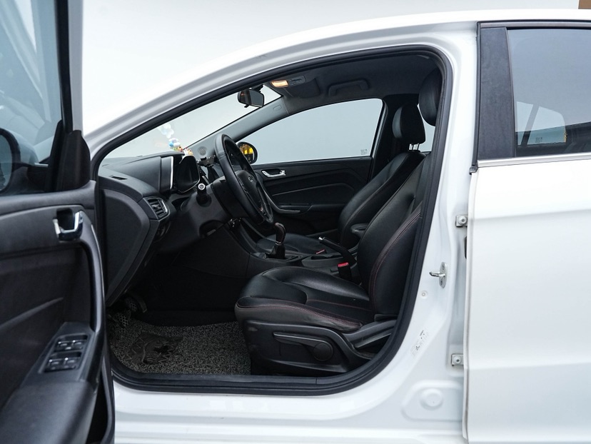 Chery Arrizo 5 2018 car image #4
