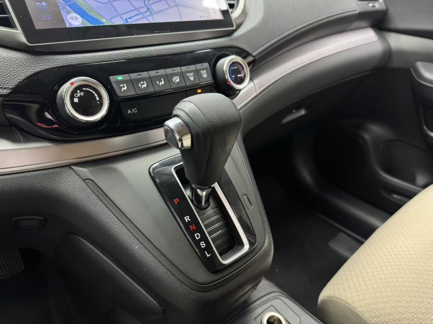 Honda CR-V 2017 #11 Honda CR-V 2017 car image #11
