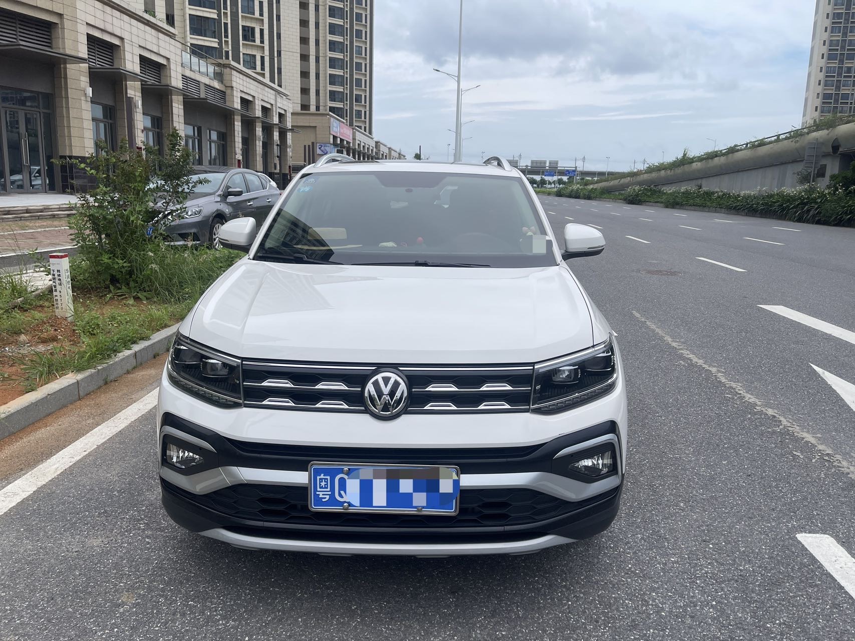Volkswagen T-Cross 2020 immagine di auto #2