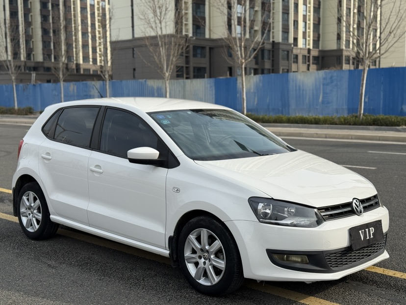 Volkswagen Polo 2013 #6 Volkswagen Polo 2013 car image #6