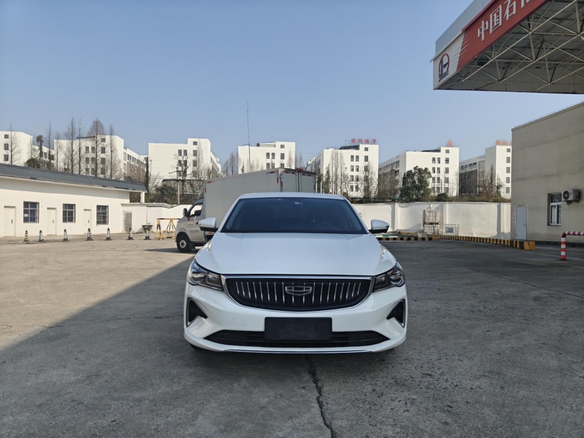 GEELY Emgrand 2024 car image #2