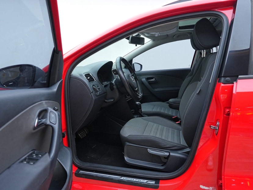 Volkswagen Polo 2015 #5 Volkswagen Polo 2015 car image #5