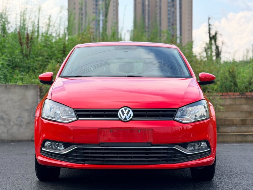 Volkswagen Polo 2017 car image #2